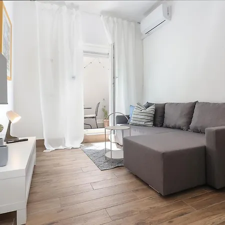 Feria 2 أوباتيا